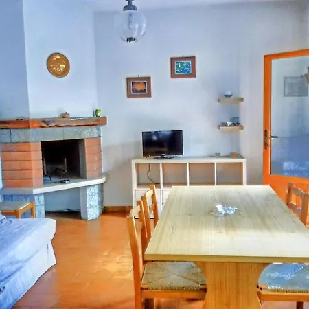 Apartment With Private Garden